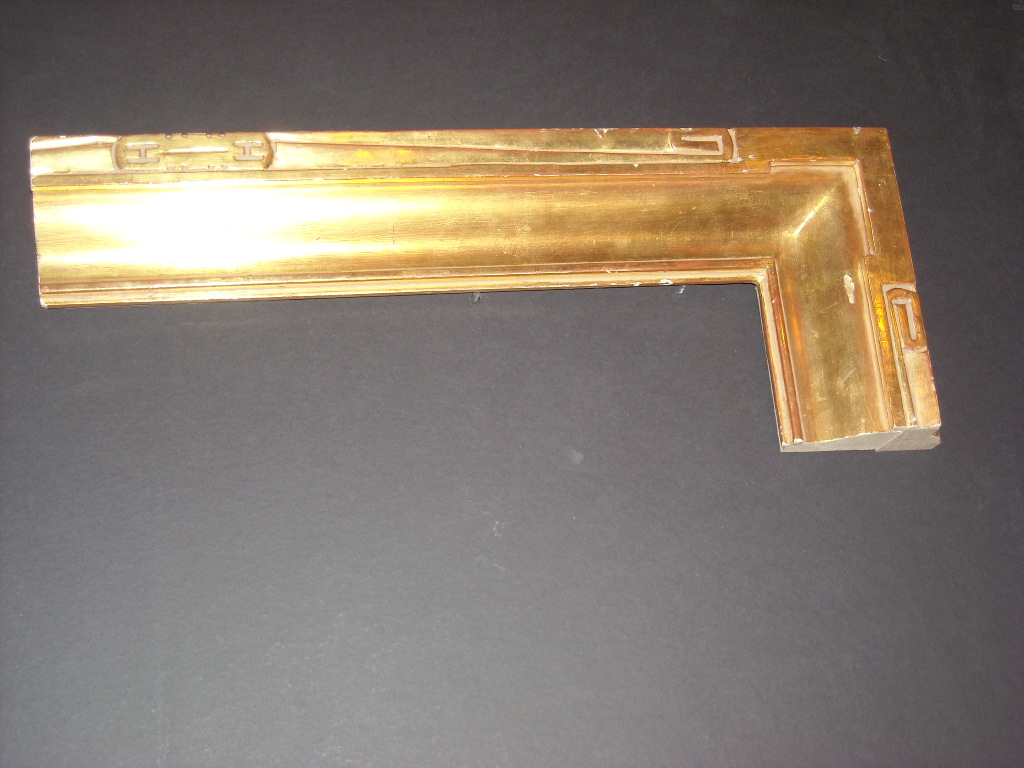 RP180   (4 3/8inch) carved trim solid corner frame